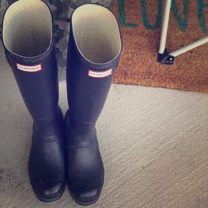 HUNTER rain boots